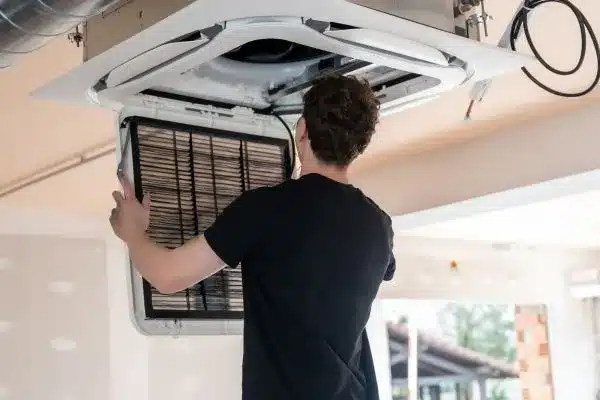 instalacion de aire acondicionado cassete lleida